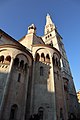 Duomo Modena e Ghirlandina.jpg