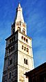 Ghirlandina, torre di Modena.jpg