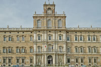Palazzo Ducale Modena vista Frontale.jpg