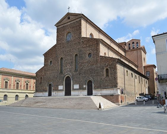 Duomo di Faenza.jpg