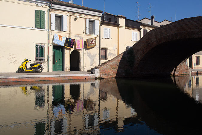 Comacchio (FE), centro storico 08.jpg