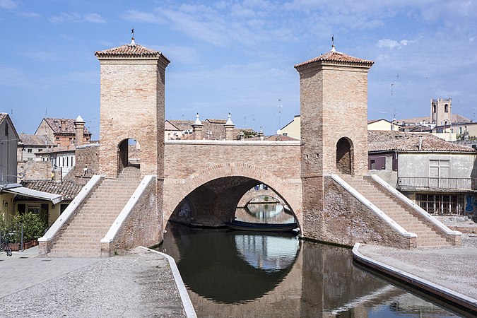 Trepponti - Comacchio.JPG